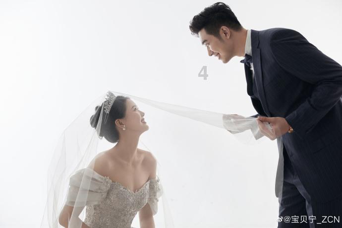 迷路的可爱女宝宝